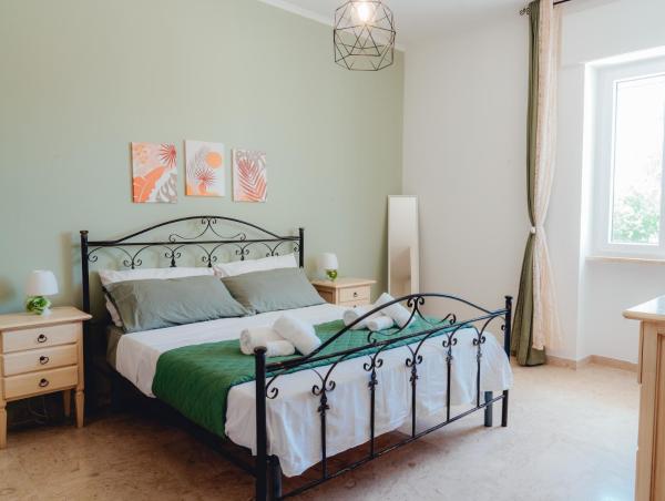 Loli Trulli Superior Villa, Buchen Sie  Hotels in Metropolitanstadt Bari mit Parkplatz, Parkplätze