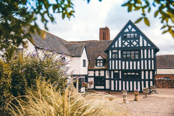 High Grosvenor House with Rose and Heath Cottages, Buchen Sie  Bridgnorth Shropshire