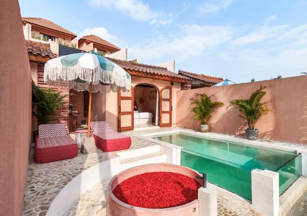 Woywoy Escape Tabo, Reserva ahora  Hoteles con piscina en Bali, Piscina