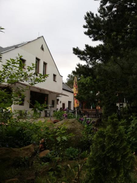 Hotel Kamenný vrch, Book  Chomutov 