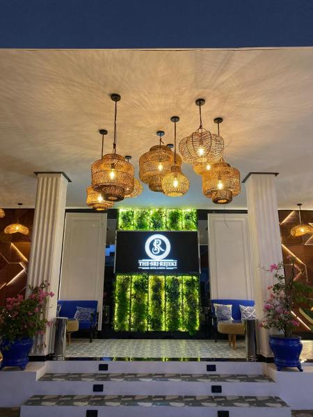 The Sri Rejeki Hotel, Reserva ahora Hotel Hoteles de 5 estrellas en Java Oriental, 5*