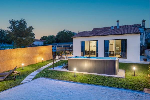 Villa Radola Relaxia by IstriaLux, Reserva ahora  Hoteles con piscina en Hrboki, Piscina