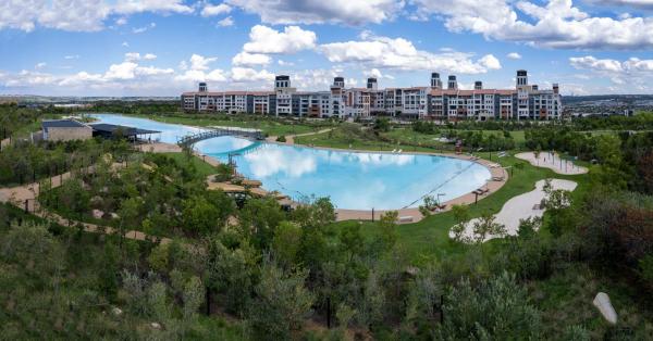 Steyn City Hotel by Saxon, Buchen Sie  Midrand 