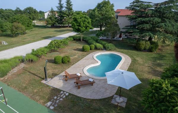 Luxury Villa Branko Istria, Reserva ahora  Hoteles en Istria central con piscina, Piscina