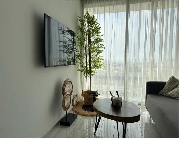 Bark Luxury Appartments @Signal Abidjan Plateau, Prenota  Hotel a Abidjan con piscina, Piscina