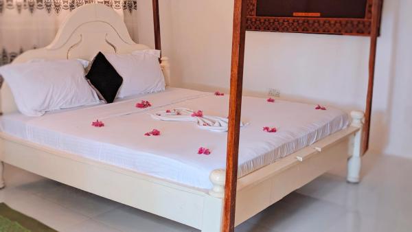 Zanz bed and breakfast, Prenota  Nungwi 