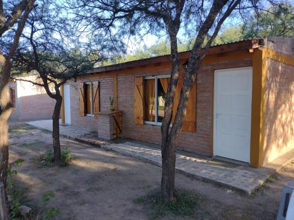 Cabañas LA PEPERINA, Prenota  Hotel a Córdoba con parcheggio, Parcheggio