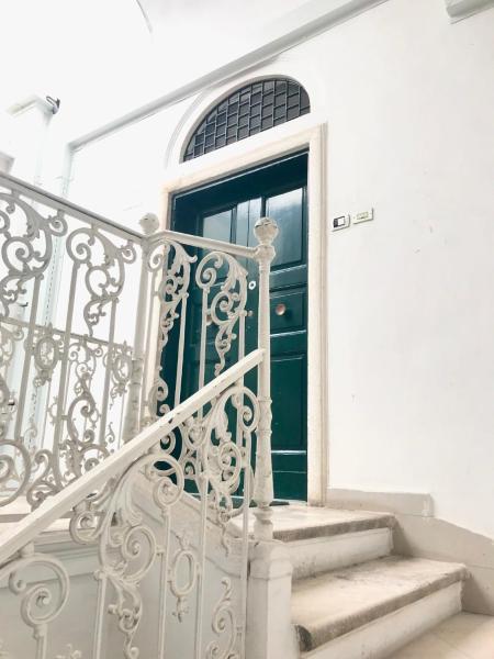 Campanile Rooms - Manfredi Homes & Villas, Buchen Sie  Hotels in Manfredonia mit Parkplatz, Parkplätze