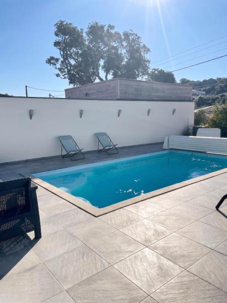 Villa élégante à Porto-Vecchio avec piscine privée, Réserver  Porto-Vecchio 