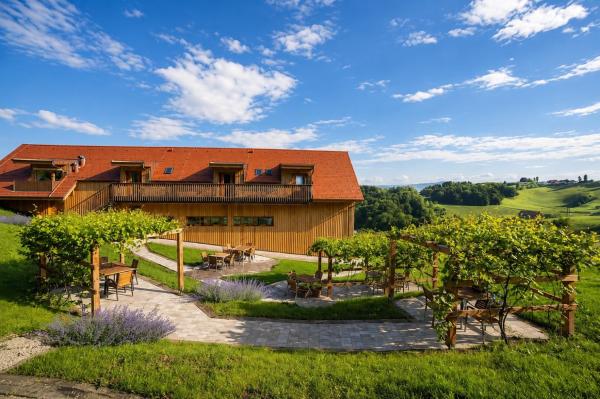 Vino Valdhuber Apartments, Prenota Appartamento Hotel a Stiria con parcheggio, Parcheggio