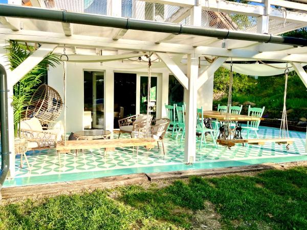 Bohemian Eco Lodge at lake Balaton, Buchen Sie Ferienwohnung Kisapáti 