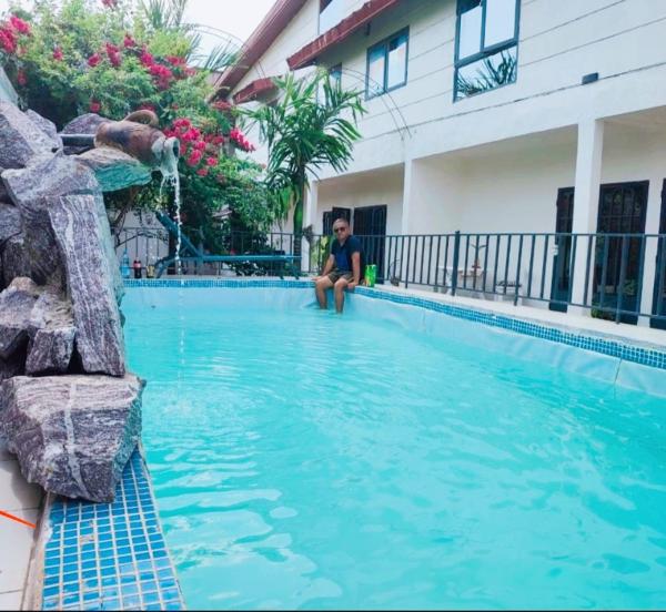 Villa Saint-Sulpice Apt avec piscine, Buchen Sie  Jaunde Mfoundi