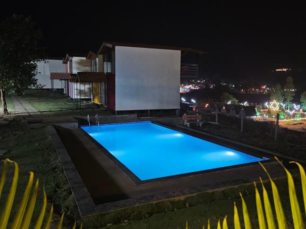 plumeria Retreat pawna lakeside cottages, Réserver  Hôtels à Maharashtra avec piscine, Piscine