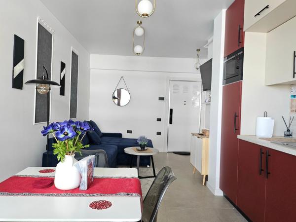 Apartament mamaia nord - Alezzi odyssey, Prenota  Hotel con piscina a Mamaia-Sat, Piscina