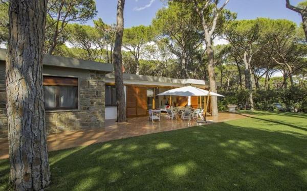 Villa Lanzini, Book  Casa Mora Tuscany