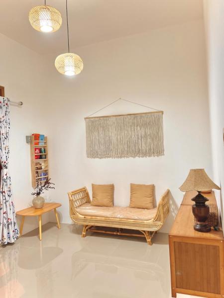Rumah Daisy Homestay Pangandaran, Reserva ahora  Cikembulan 