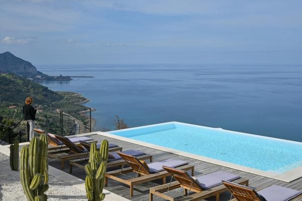 Villa Luna 8 by Massimo Villas, Buchen Sie  Hotels mit Pool in Sizilien, Schwimmbad