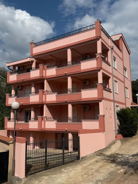 Yu&li Rose Apartments Adriatic, Buchen Sie Ferienwohnung Bar Bar County