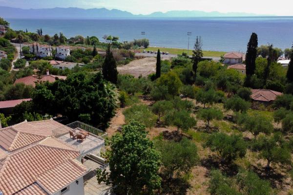 Villa Conel, Prenota  Hotel a Messenia con parcheggio, Parcheggio