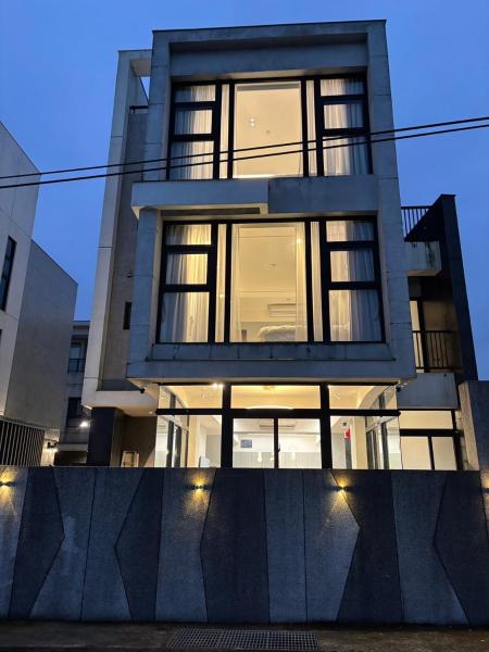 Find 777 B&B, Buchen Sie  Hotels mit Pool in Landkreis Yilan, Schwimmbad