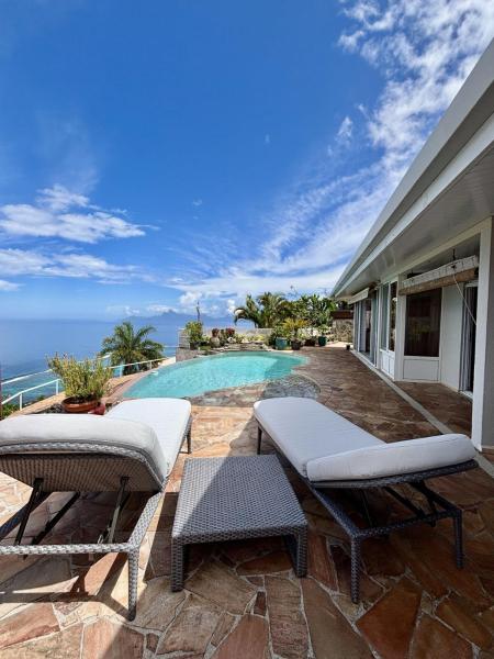 Villa Deep Blue Poerava with pool, Book  Hotels in Tahiti with a Pool, Swimming Pool