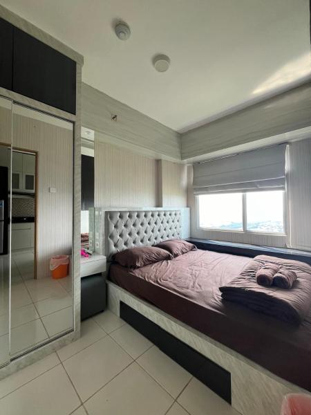 Sweet Home (2 Bedroom Apartment)