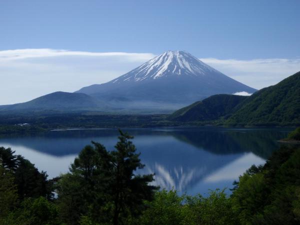 浩庵キャンプ場 本栖湖畔 キャビン Cabins at Lake Motosu Kouan campground cottages, bungalows, Prenota Campeggio Fujikawaguchiko Monte Fuji