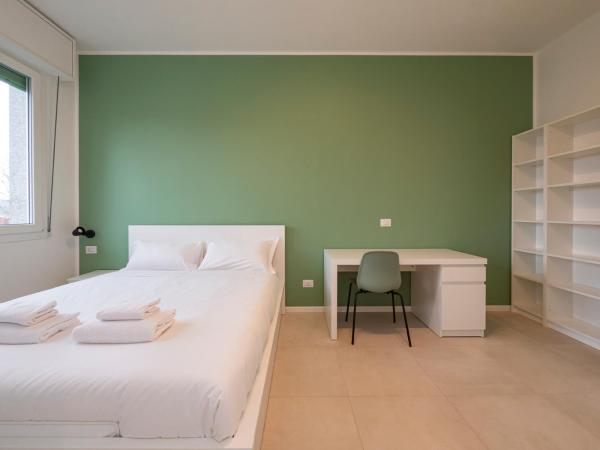 I Host Apartment - Lodovico il Moro 105-4, Book Apartment Milan Lombardy