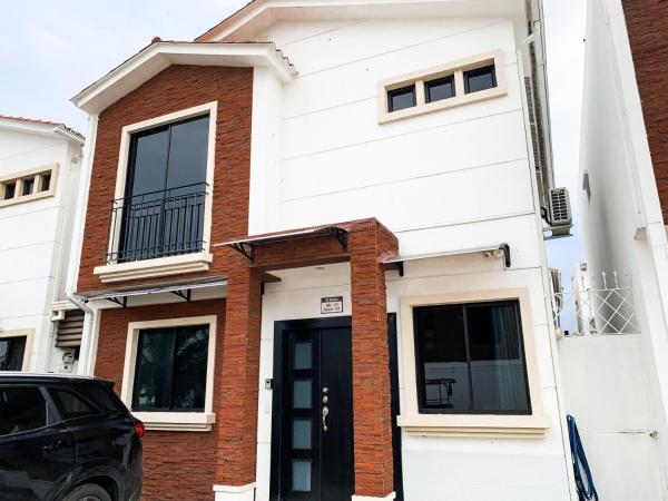 Luxurious house, bedrooms, private pool, parking, Reserva ahora  Palo de Iguana Guayas