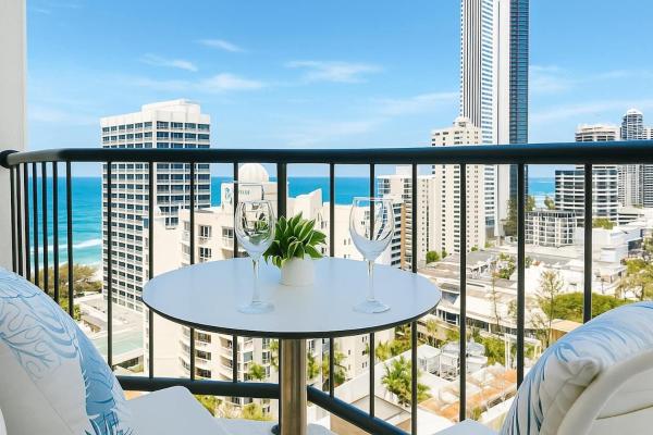 Sea View Hotel Room Heart of Surfers Paradise, Reserva ahora  Hoteles en Queensland con aparcamiento, Aparcamiento