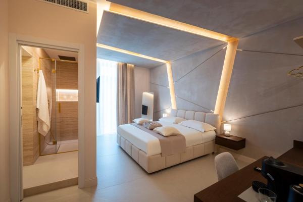 Halo Suite, Buchen Sie  Neapel Kampanien