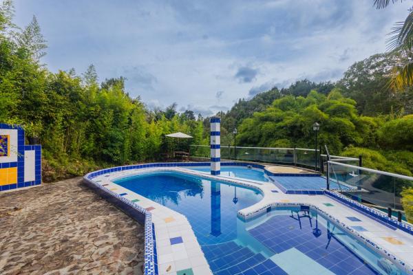 Finca Hotel Santo Tomas El Oasis, Réserver  Hôtels avec piscine à Rionegro, Piscine