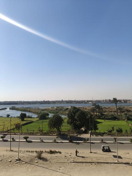 شقة كاملة علي النيل لايجار, Prenota  Hotel a Cairo Governorate con parcheggio, Parcheggio