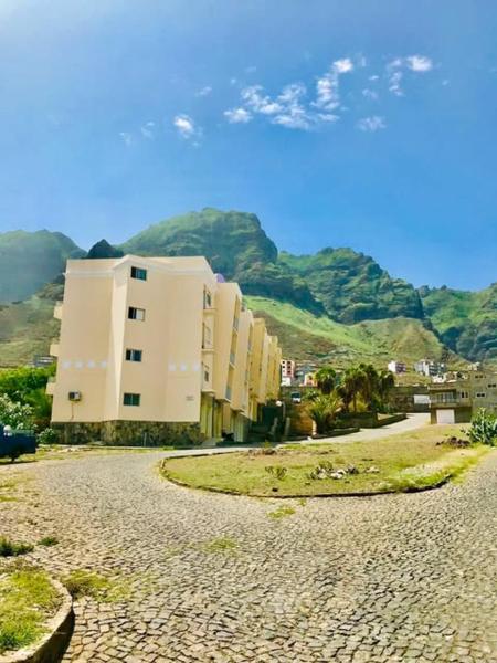 André Pereira, Prenota  Hotel a Isole Barlavento con parcheggio, Parcheggio