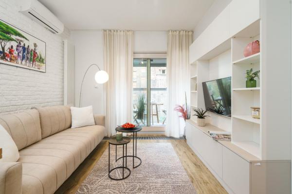 Urban Chic - Mennica Residence - One Bedroom Apartment -CityCenter&3, Buchen Sie Ferienwohnung Hotels in Masowien mit Parkplatz, Parkplätze