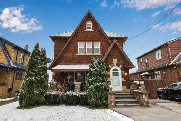 Close to Niagara Fall Dream Home, Buchen Sie  Niagara Falls 