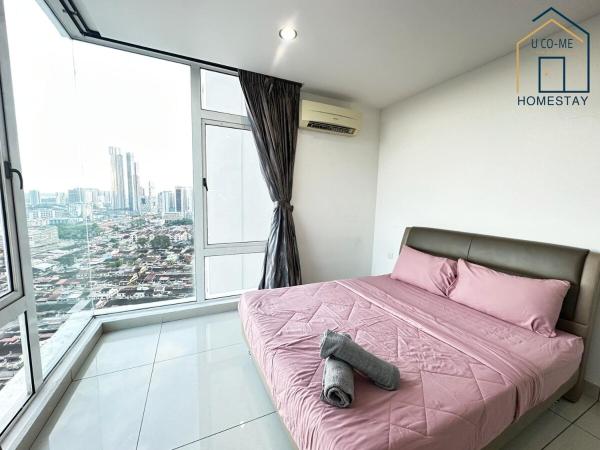 UCoMe Homestay Ksl DEsplanade L29, Prenota  Hotel con piscina a Johor, Piscina
