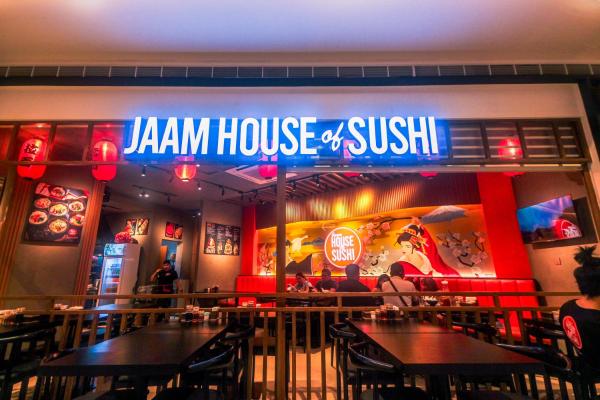 Urban Hideaway Cozy Makati Giggles Swim Gym Park Laugh Eat 3352, Prenota  Hotel a Luzon con parcheggio, Parcheggio