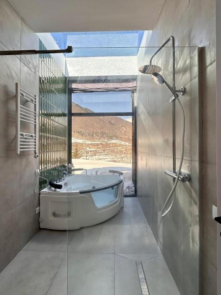Villa Cielo Mestia, Buchen Sie  Mestia Samegrelo Zemo-Svaneti