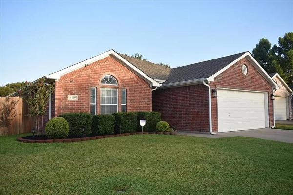 UniQ Farmhouse, Reserva ahora  Grand Prairie Dallas - Área metropolitana de Fort Worth