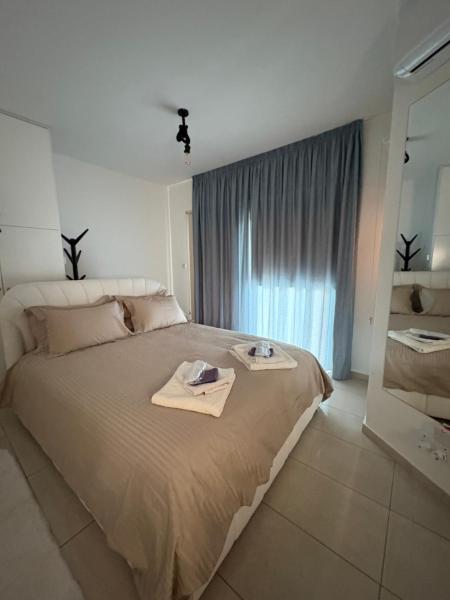 Modern 1-Bedroom Ground floor Apartment in Strovolos, Buchen Sie Ferienwohnung Kato Lakatamia Zypern