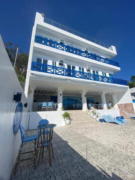 OIA by Seascape, Buchen Sie  Hotels mit Pool in Luzon, Schwimmbad