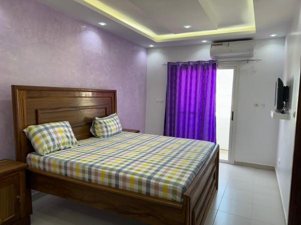 Albatros O 401, Reserva ahora  Hoteles en Dakar con aparcamiento, Aparcamiento