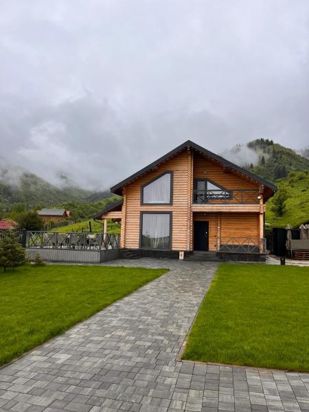 FamilyHouseTabagan гостевой дом,коттедж в горах для компании с террасой и баней, Buchen Sie  Almaty Kasachstan
