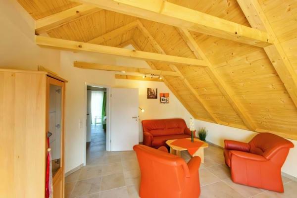 Villa zur Sonne, App 5, Reserva ahora  Hoteles en Usedom con aparcamiento, Aparcamiento