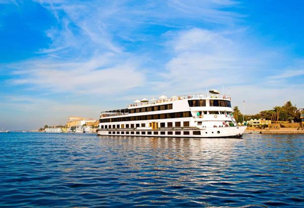 Nile Cruise Luxor 4 nights Aswan 3 nights, Reserva ahora  Hoteles en Quena con aparcamiento, Aparcamiento