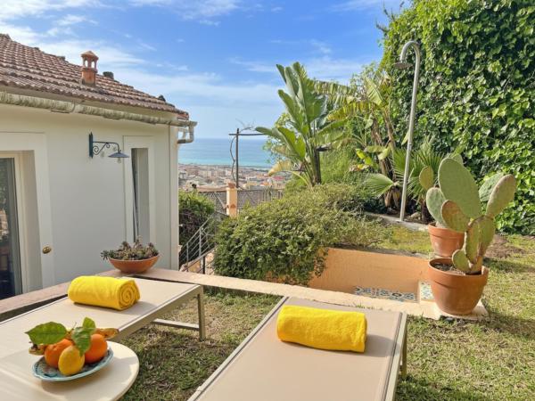 Villa Ipomea - Cielo Suite, Buchen Sie  Hotels in Salerno mit Parkplatz, Parkplätze