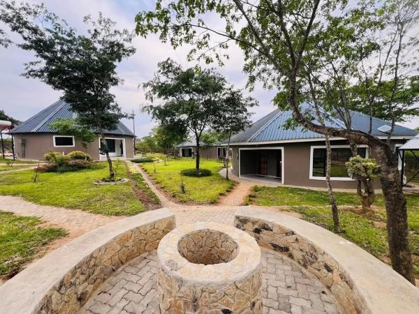 KwaMahla Village Resort, Reserva ahora  Shurugwi Zimbabue