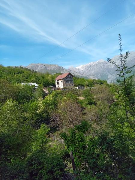 Bujtina Aliaj, Prenota  Tropojë Kukës County
