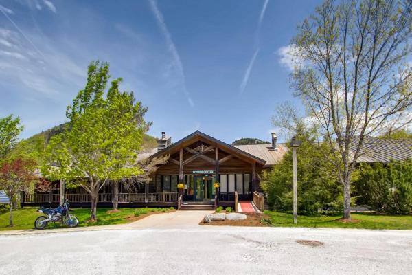 Pico Village Resort G301 Brought to you by GetAway Vacations, Reserva ahora  Killington Zona de esquí de Killington